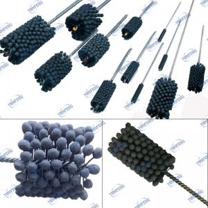 Rugalmas hegoló kefék