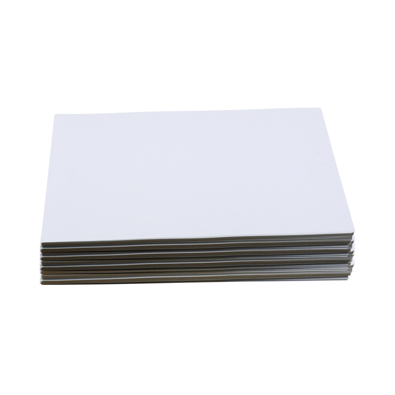 1 mm-es UV A4 méretű merev, fehér, átlátszatlan tintasugaras nyomtatható PVC műanyag lap Az ID-kártyához