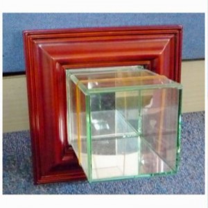 Falra szerelt baseball-kijelző