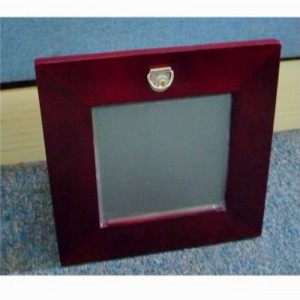 Falra szerelt baseball-kijelző