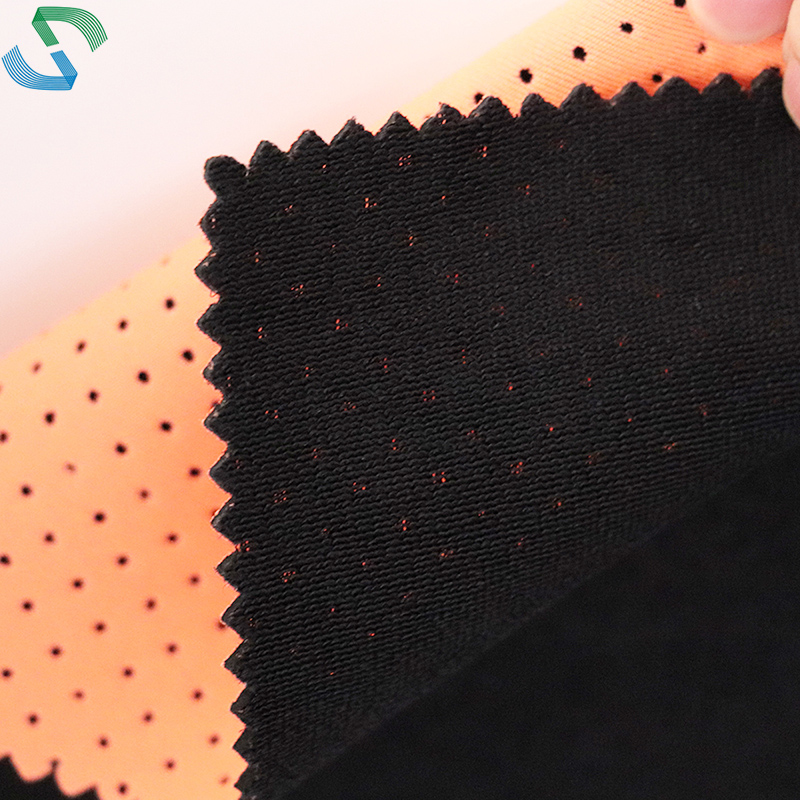 Neoprén lyukanyag anyagból