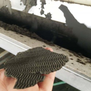 Poliakrilamid szennyvíztisztításhoz és vízoldathoz