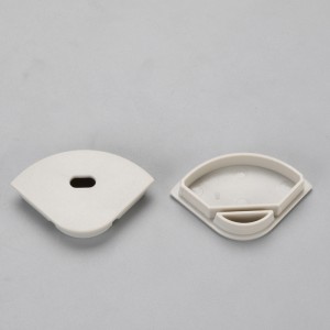 LED-szalag alumínium extrudált háromszög alakú, tiszta vagy diffúzor fedéllel