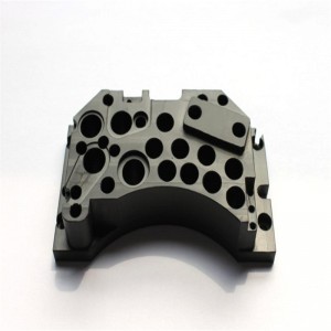 POM, Delrin, kerámia alkatrészek