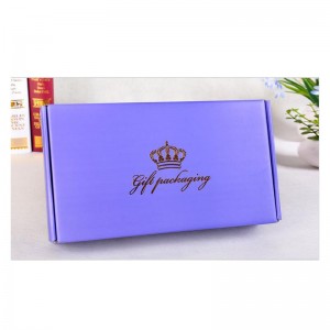 Nyomtatott papírdoboz forró bélyegzéssel