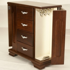 Klasszikus ékszerdoboz