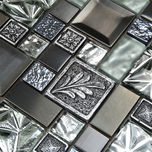 A gyanta keveréke aranyfólia és törött kerámia fémes mozaikcsempe