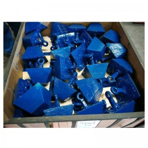 Festett piramis horgony