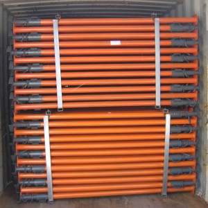 Porbevonatú állványzat állítható acélprofil