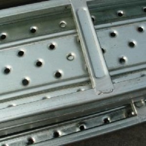 250 szélességű horganyzott állvány acél deszka