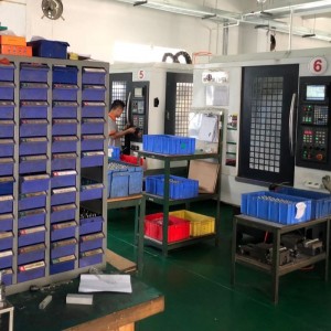 Egyedi autóalkatrészek és tartozékok gyártási szolgáltatásai