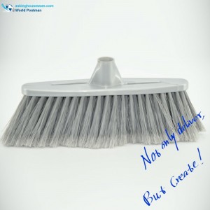 Akbrand szürke színű műanyag seprűfej hosszú és vékony nyílással az ecsetlemezben