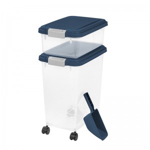 A nagy mennyiségű kutyaeledel-tartály továbbra is friss hordókon tárolható fedéllel