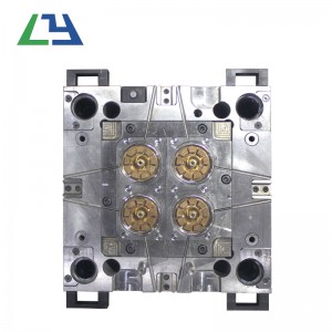 Testreszabott autóalkatrészek Műanyag forma fröccsöntéses Autóalkatrészek műanyag formakészítő