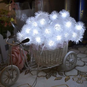 LED Snow Pompon vonós lámpák színes kötélfények dekorációk karácsonyra / ünnepre / esküvőre / partira