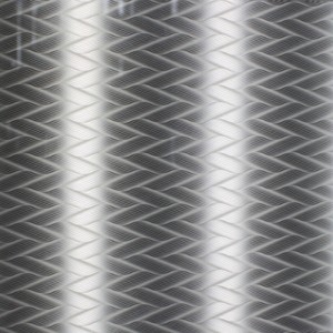 SZÍNES SAJTAL RÖGZÍTETT ÜVEG