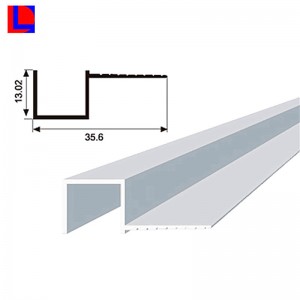 6063 T5 / T6 vagy 6061 T5 / T6 Testreszabott extrudált alumínium ipari profilok