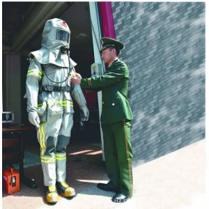 Műszaki ruházat, égésgátló ruházat, tűzoltóruha és egyéb funkcionális ruházat testreszabása