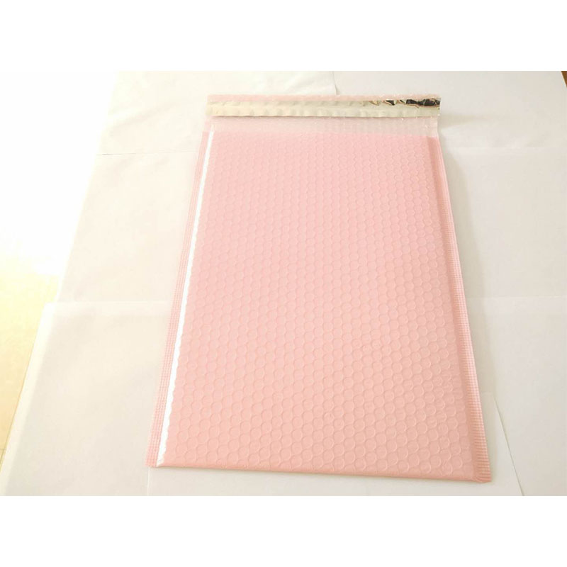 50 gyári nagykereskedelem Egyedi nyomtatott, rózsaszínű, műanyag, buborékos levélzsák, párnázott boríték / metál