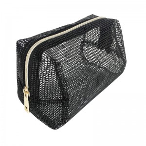 Gyári áron a nők hálótáskát alkotnak