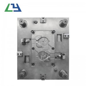 Fröccsöntő forma kialakítása az elektromos aljzat egyedi öntőformájának és műanyag fröccsöntő műanyag héjának kialakításához