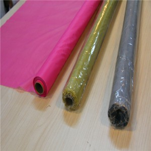 Tekercses terítő vágott terítő