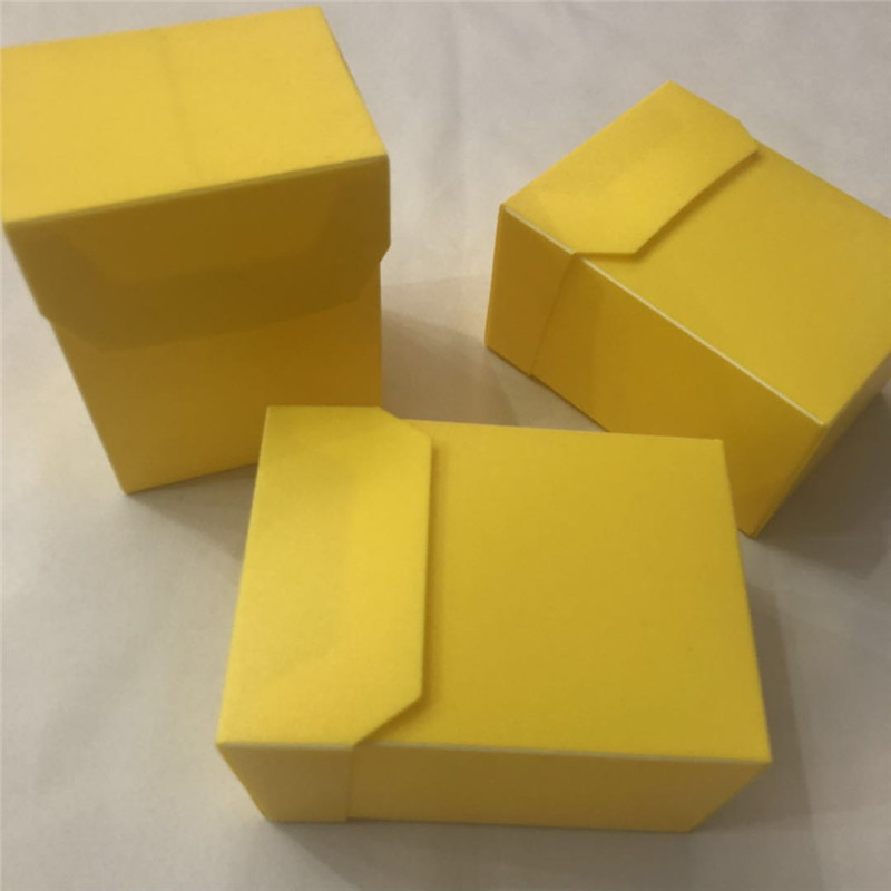 Műanyag sárga tcg játékkártyatartó doboz