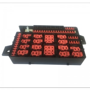 Gépjármű-biztosítási doboz zárólemez présberendezés