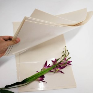 Kiváló minőségű, 0,5 mm-es sárgabarack színű, merev, műanyag poliészter lemez bútorokhoz