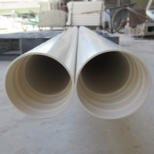 2 hüvelykes SCH40 merev PVC burkolatcső testreszabott nyíláscső