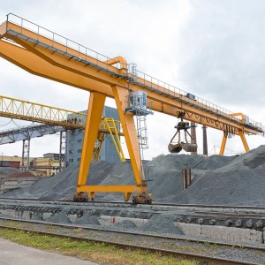 Gantry daru megragadni