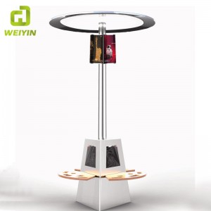 Intelligens napelemes reklámpad LED-es világítással rendelkező USB töltővel kültéri használatra