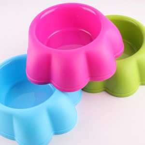 nagykereskedelmi mancs alakú etető műanyag utazási szabadtéri beltéri kutya kisállat tál