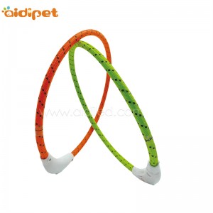 Új, háziállat-ellátott karácsonyi Led kutyagallér fényvisszaverő selymekkel, vízálló kisállat-gallérral, vezetett kutya ajándék