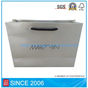 Luxus kézzel készített papírzacskó ruházathoz