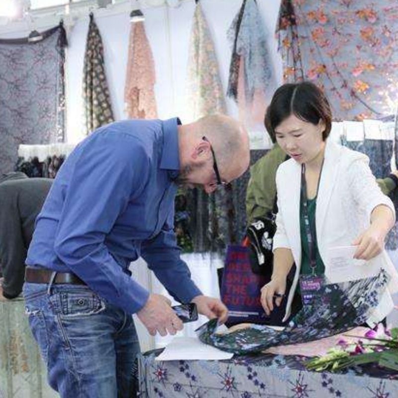 Vállalati kiállítási információk