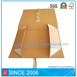 Testreszabható, összecsukható doboz szalaggal