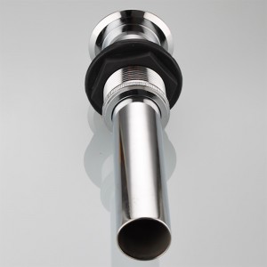 Kicsi, kerek kupakkal ellátott, rugalmas csővezeték-medencében szennyvíz elvezetése