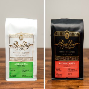 Egyedi nyomtatott lapos fenekű kávézsák szellőző alumínium fóliatasakkal a kávé csomagolására