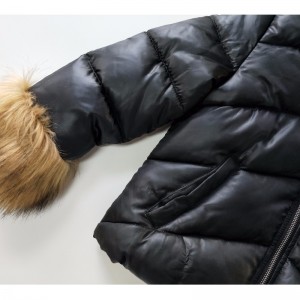 GYERMEKEK FEKETE SZERETT SZABADT SZABAD RLCPC0002