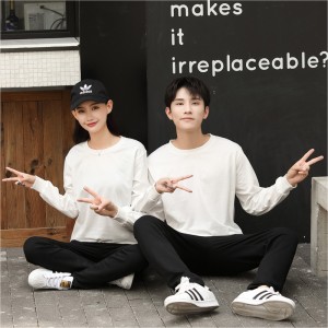 # 8011-Crewneck gyapjú pulóver