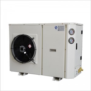 A levegőkondenzáló egység oldala