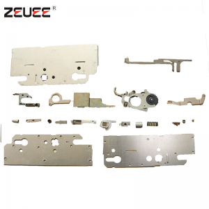 Ablak- és ajtótartozék zároló doboz automatikus összeszerelő gép