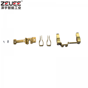 Elektronikus alkatrész fém termék automatikus szegecselő gép