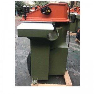 használt újraépített ATOM vágógép gép bőrcipőkhez és táskákhoz