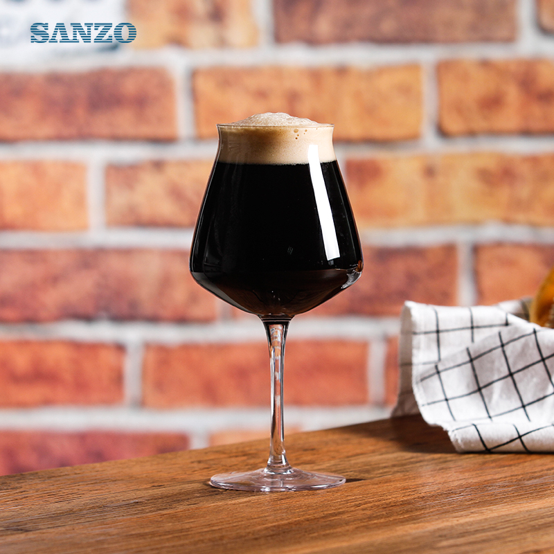 Sanzo alkoholos sörüveg testreszabott, kézzel készített tiszta sörtörmelék tökéletes sörösüveg