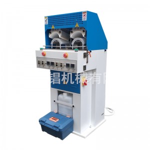 Cipőkészítés keresztező talpnyomó géppel