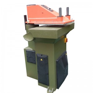 Cipőkészítő lengőkaros vágógép