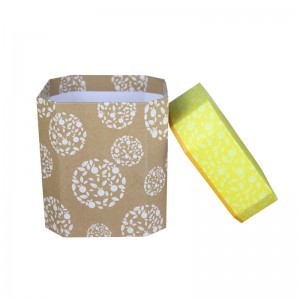 Különleges méretű fedő illatos gyertya díszdobozban