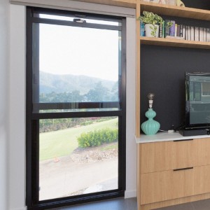 Dupla magasságú ablakok UPVC és alumínium